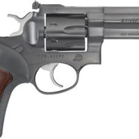 RUGER GP100 357MAG 4.20" ADJ. - BLUE RUBBER W/HARDWOOD 7-SHOT